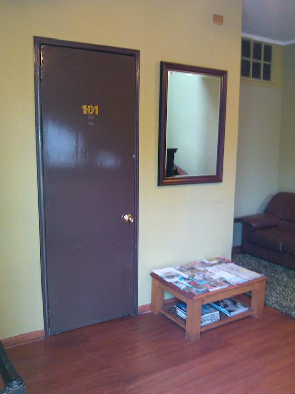 סנטיאגו Hostal Barrio Italia מראה חיצוני תמונה